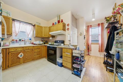 Tiny photo for 2102 N Moody Avenue, Chicago, IL 60639 (MLS # 12622383)