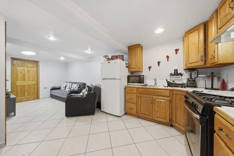Tiny photo for 2102 N Moody Avenue, Chicago, IL 60639 (MLS # 12622383)