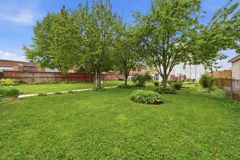 Tiny photo for 2102 N Moody Avenue, Chicago, IL 60639 (MLS # 12622383)