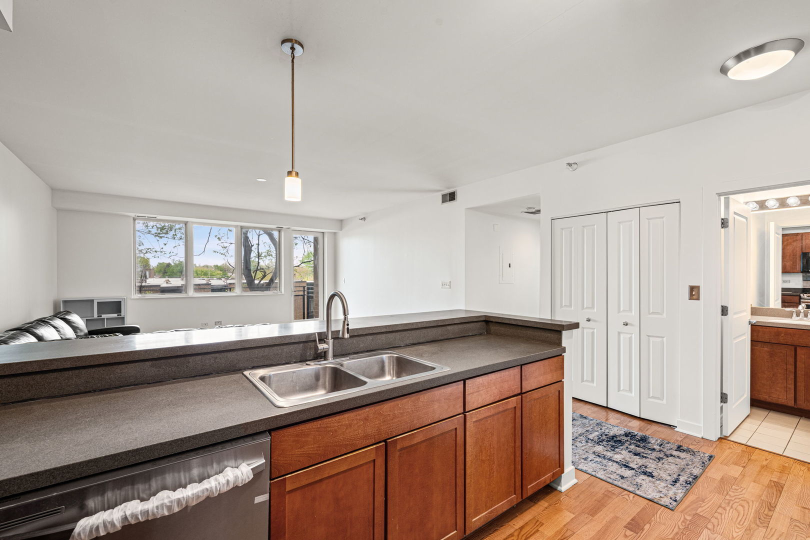 1905 S Wolf Road 209