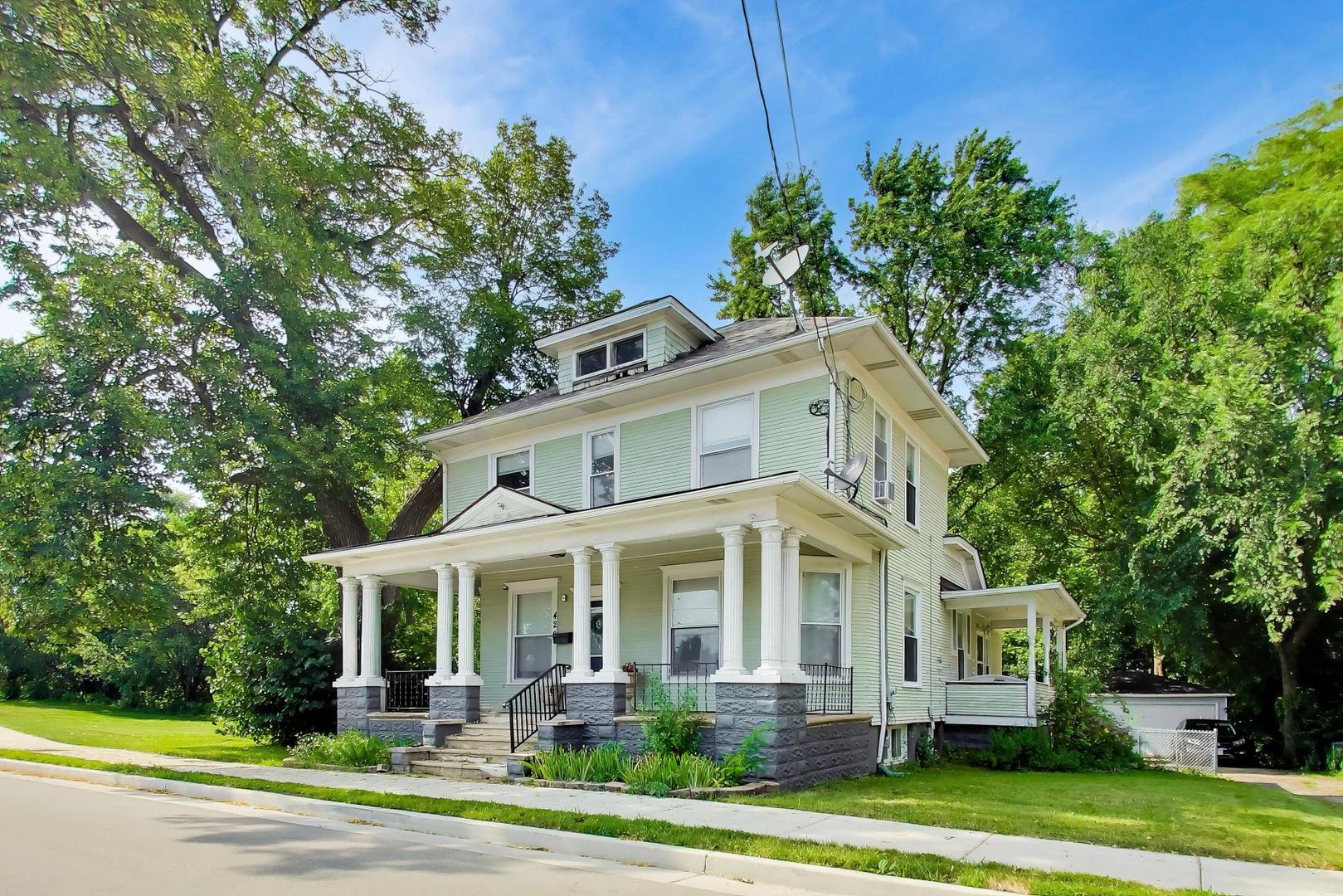 422 Summit Street