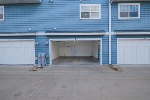 Tiny photo for 5 River Row, Ottawa, IL 61350 (MLS # 12517161)