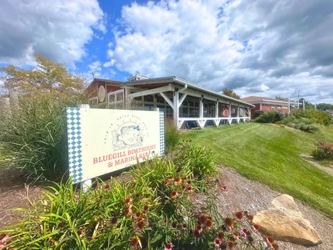 Tiny photo for 5 River Row, Ottawa, IL 61350 (MLS # 12517161)