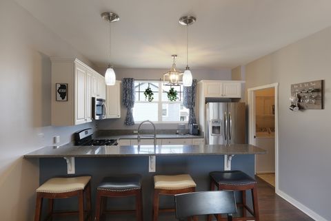 Tiny photo for 5 River Row, Ottawa, IL 61350 (MLS # 12517161)