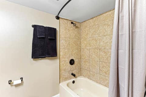 Tiny photo for 6836 S Michigan Avenue, Chicago, IL 60637 (MLS # 12736131)