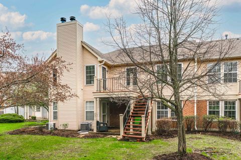 Tiny photo for 520 Palm Court #B, Crystal Lake, IL 60014 (MLS # 12621096)