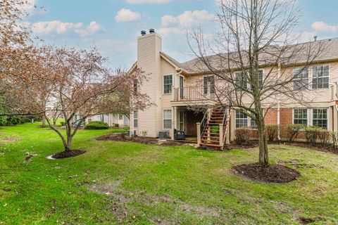Tiny photo for 520 Palm Court #B, Crystal Lake, IL 60014 (MLS # 12621096)