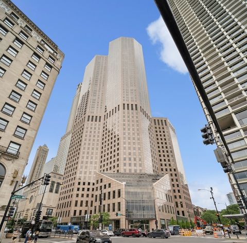 950 N MICHIGAN Avenue 4904 Chicago IL 60611