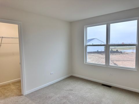 Tiny photo for 2240 Bent Grass Way, Bolingbrook, IL 60490 (MLS # 12520690)