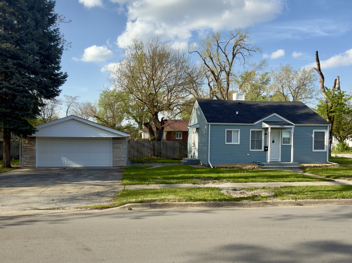 17092 Jodave Avenue
