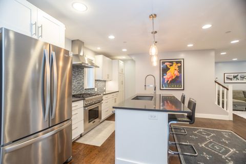 Tiny photo for 139 Thatcher Avenue, River Forest, IL 60305 (MLS # 12579740)