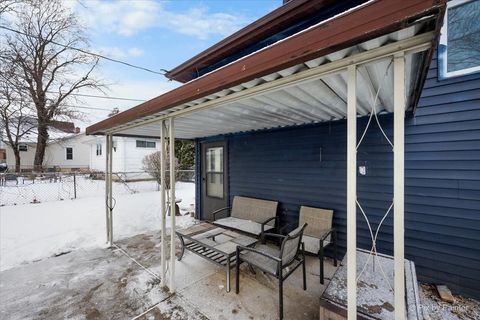 Tiny photo for 140 S Hudson Street, Westmont, IL 60559 (MLS # 12566942)