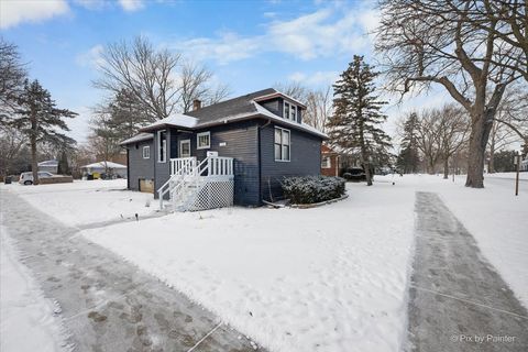 Tiny photo for 140 S Hudson Street, Westmont, IL 60559 (MLS # 12566942)