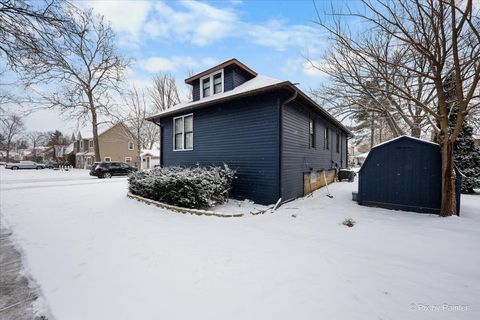 Tiny photo for 140 S Hudson Street, Westmont, IL 60559 (MLS # 12566942)