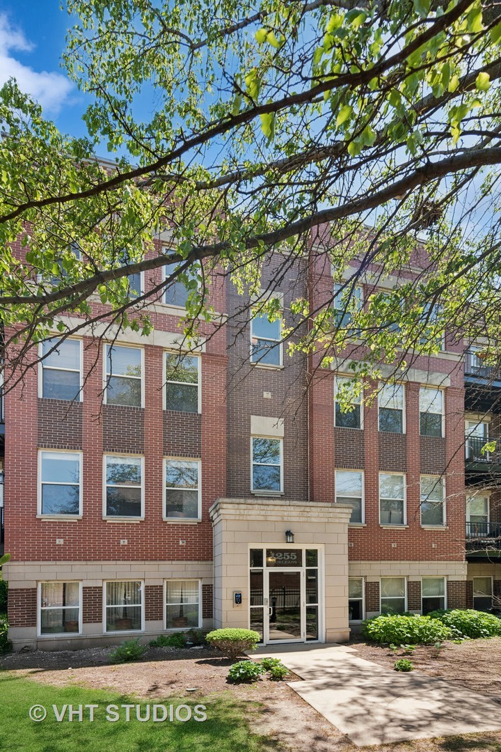 1255 N Orleans Street 1103