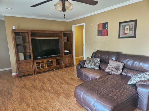 Tiny photo for 911 Glenn Avenue, Carterville, IL 62918 (MLS # 12583099)