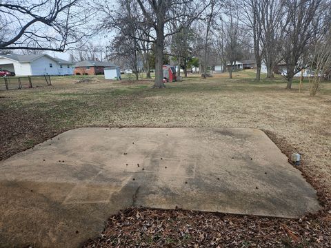 Tiny photo for 911 Glenn Avenue, Carterville, IL 62918 (MLS # 12583099)