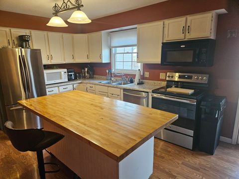 Tiny photo for 911 Glenn Avenue, Carterville, IL 62918 (MLS # 12583099)