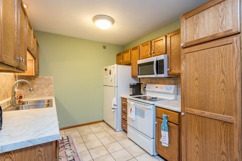 Tiny photo for 1685 W Beach Road #1685, Beach Park, IL 60087 (MLS # 12526904)
