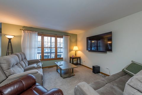 Tiny photo for 1685 W Beach Road #1685, Beach Park, IL 60087 (MLS # 12526904)