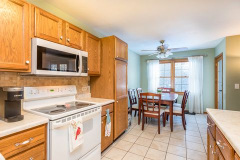 Tiny photo for 1685 W Beach Road #1685, Beach Park, IL 60087 (MLS # 12526904)