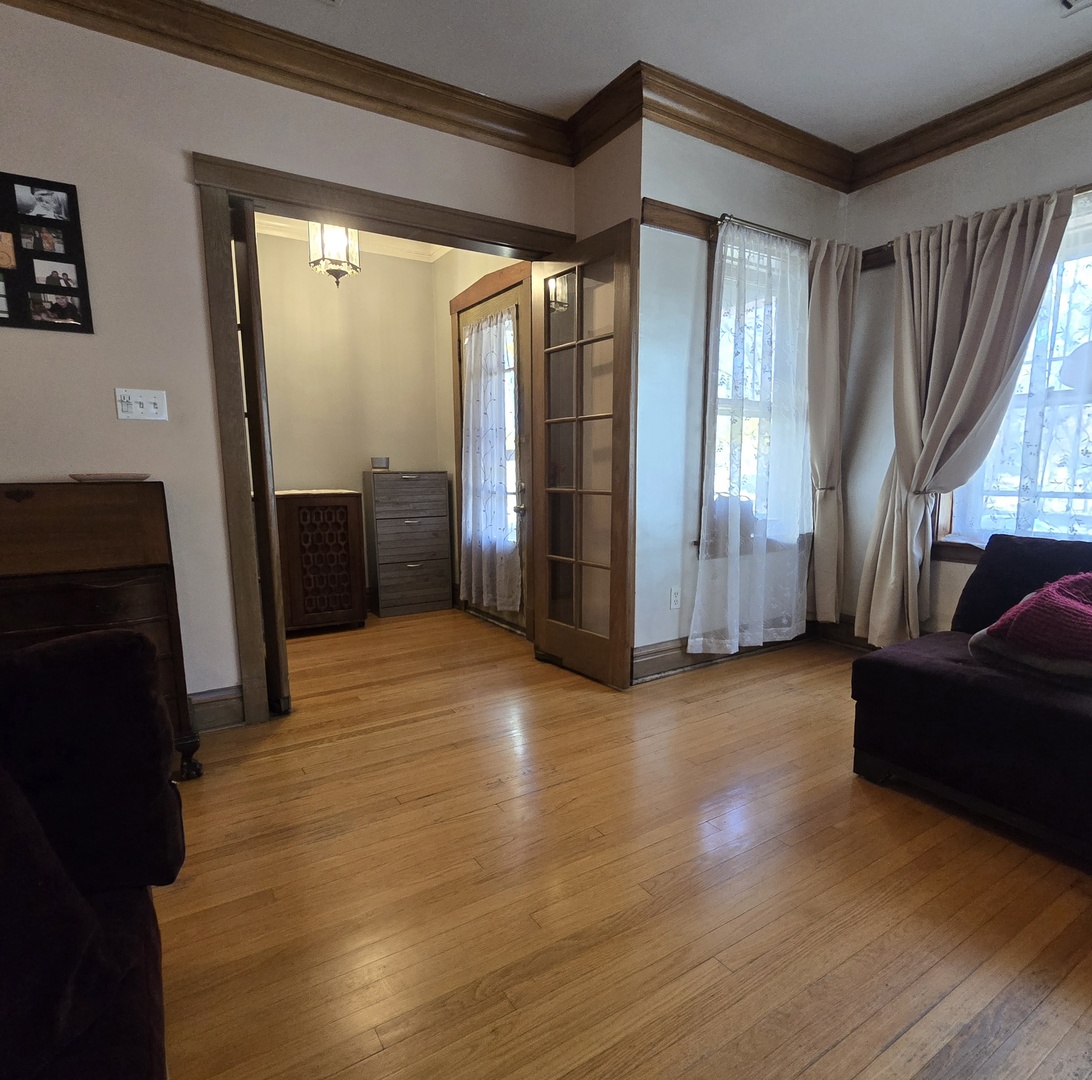 3032 Wisconsin Avenue