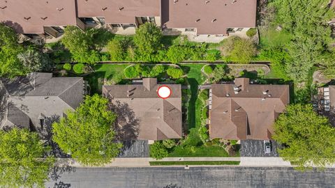 Tiny photo for Willowbrook, IL 60527 (MLS # 12630685)