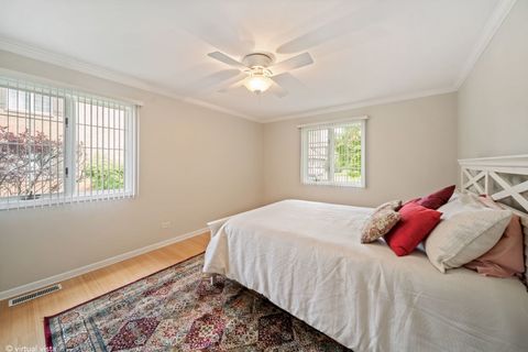 Tiny photo for Willowbrook, IL 60527 (MLS # 12630685)