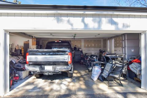 Tiny photo for 23400 W Cattail Lane, Barrington, IL 60010 (MLS # 12524908)