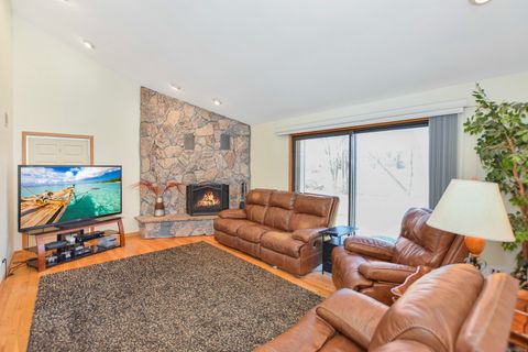 Tiny photo for 23400 W Cattail Lane, Barrington, IL 60010 (MLS # 12524908)