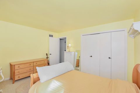 Tiny photo for 23400 W Cattail Lane, Barrington, IL 60010 (MLS # 12524908)