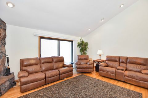 Tiny photo for 23400 W Cattail Lane, Barrington, IL 60010 (MLS # 12524908)