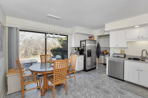 Tiny photo for 23400 W Cattail Lane, Barrington, IL 60010 (MLS # 12524908)