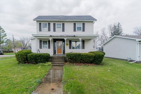 Photo of 501 NE 3rd Street, Atlanta, IL 61723 (MLS # 12609244)