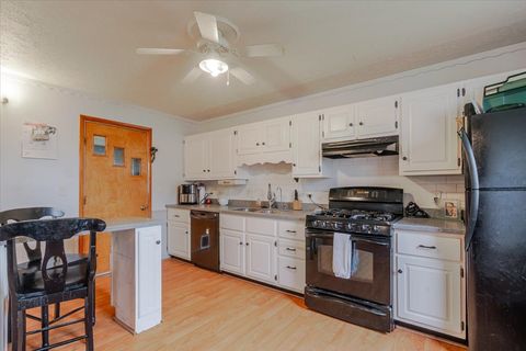 Tiny photo for 501 NE 3rd Street, Atlanta, IL 61723 (MLS # 12609244)