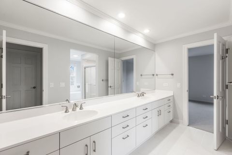 Tiny photo for 207 N Green Bay Road, Lake Forest, IL 60045 (MLS # 12560629)