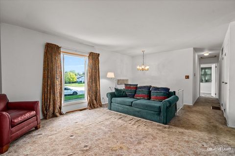 Tiny photo for 910 Southbridge Drive, Aurora, IL 60506 (MLS # 12502606)