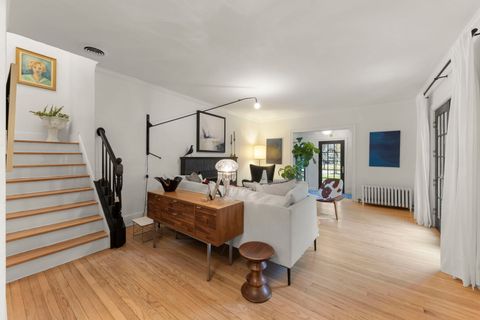 Tiny photo for 578 Lee Street, Glen Ellyn, IL 60137 (MLS # 12524854)