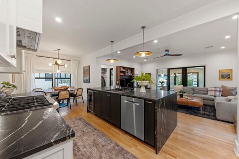 Tiny photo for 578 Lee Street, Glen Ellyn, IL 60137 (MLS # 12524854)