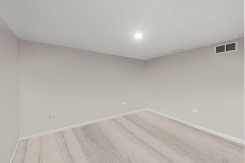 Tiny photo for 578 Lee Street, Glen Ellyn, IL 60137 (MLS # 12524854)