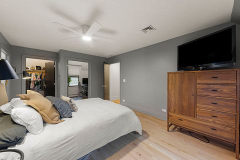 Tiny photo for 578 Lee Street, Glen Ellyn, IL 60137 (MLS # 12524854)