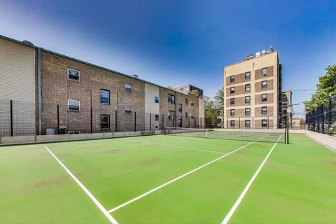 Tiny photo for 3930 N Pine Grove Avenue #3009, Chicago, IL 60613 (MLS # 12506521)