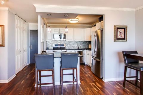 Tiny photo for 3930 N Pine Grove Avenue #3009, Chicago, IL 60613 (MLS # 12506521)