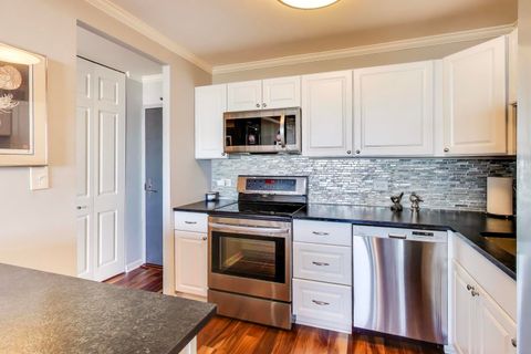 Tiny photo for 3930 N Pine Grove Avenue #3009, Chicago, IL 60613 (MLS # 12506521)