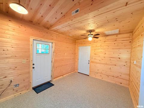 Tiny photo for 1523 S MCKINLEY Street, Harrisburg, IL 62946 (MLS # EB460481)