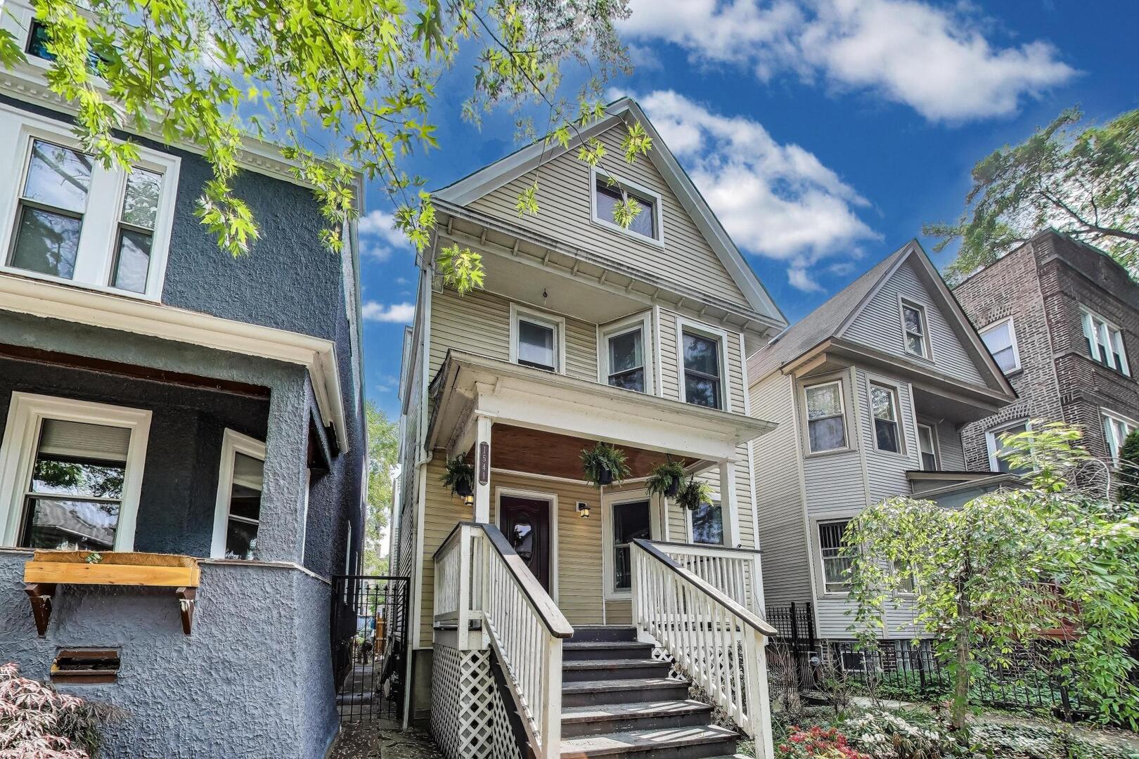 1541 W Highland Avenue