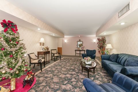 Tiny photo for 7502 Farmingdale Drive #206, Darien, IL 60561 (MLS # 12528929)