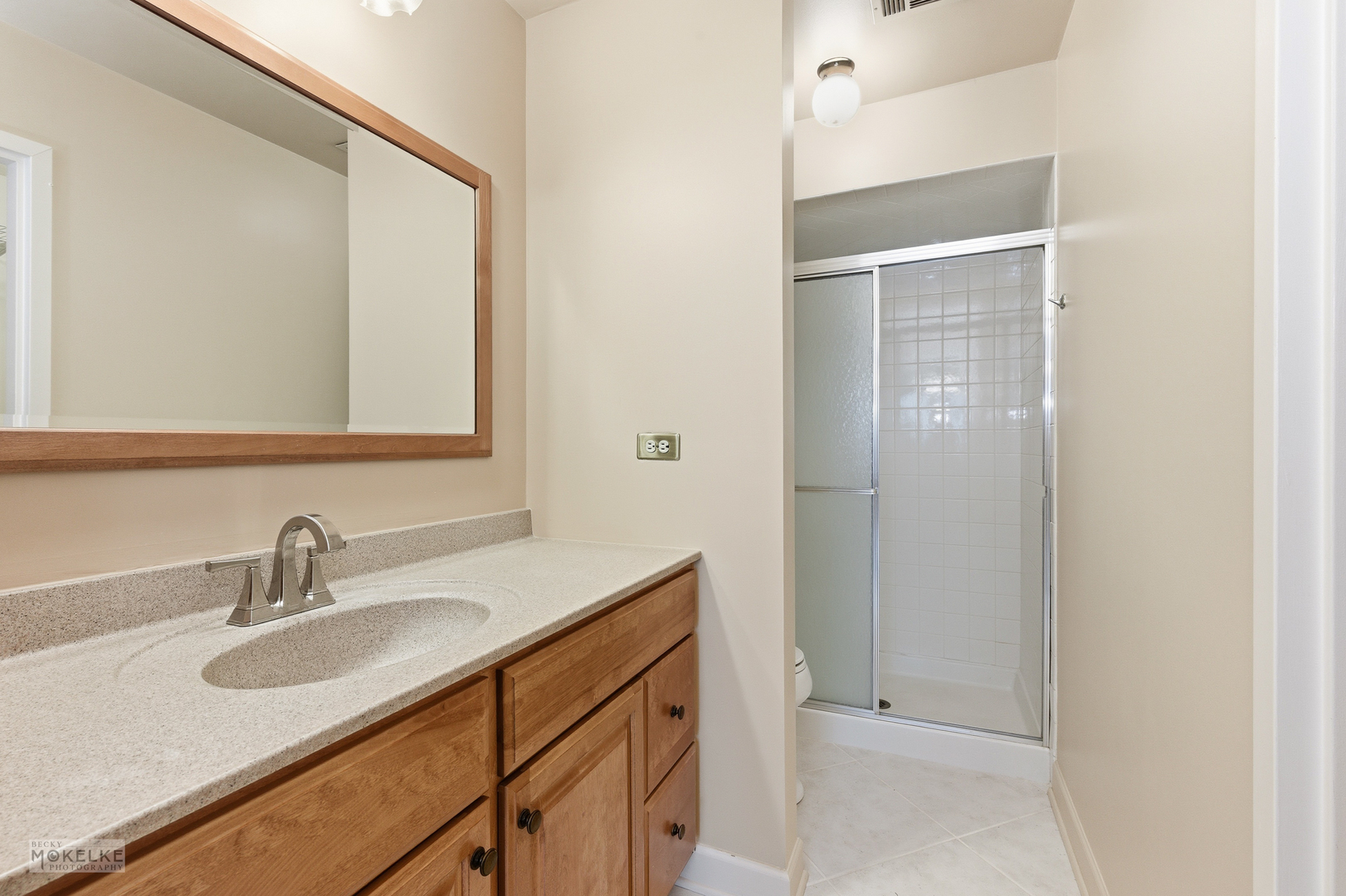 Darien, Illinois 60561, United States, 2 Bedrooms Bedrooms, ,2 BathroomsBathrooms,Residential,Active,253283