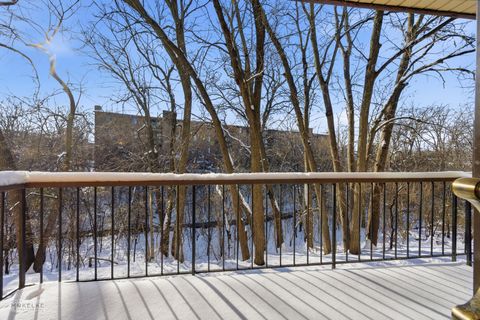 Tiny photo for 7502 Farmingdale Drive #206, Darien, IL 60561 (MLS # 12528929)