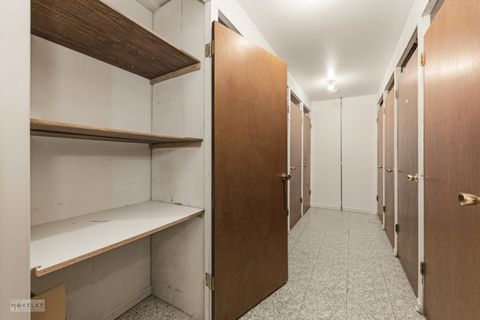 Tiny photo for 7502 Farmingdale Drive #206, Darien, IL 60561 (MLS # 12528929)